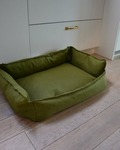 Moss Colour Sustainable / Eco Friendly Soft Linen Dog Bed
